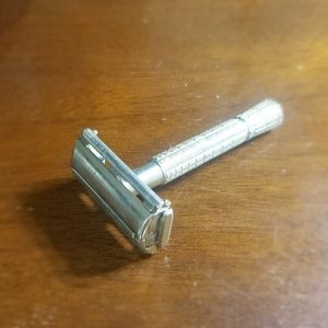 Vintage Gillette Safety Razor Flare Tip